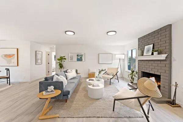 $2,380,000 | 628 Calle Del Oro, Santa Barbara, CA 93109