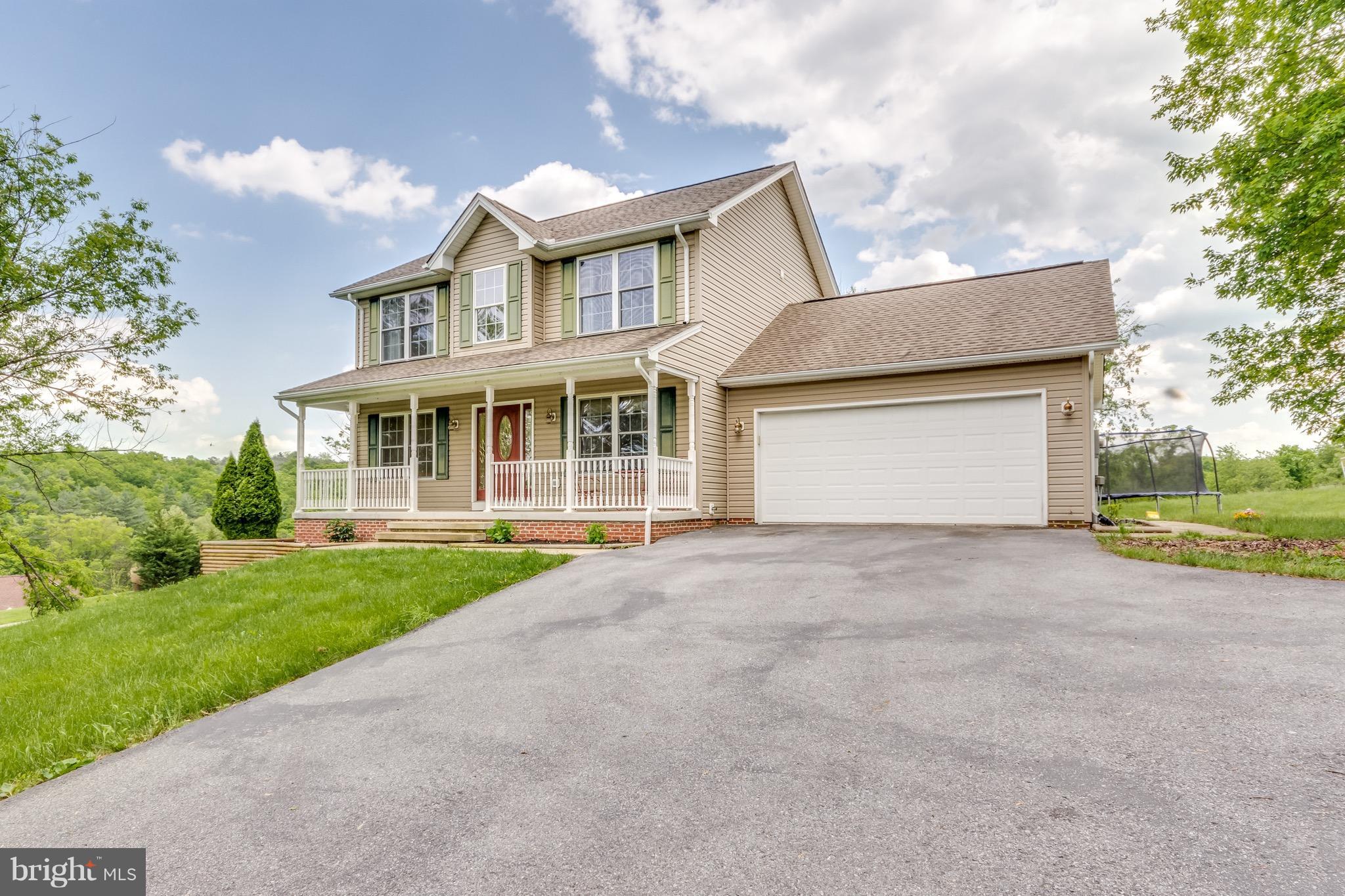 416 Ridge View Drive Berkeley Springs, WV 25411 - Photo 2 of 30 Exterior (Front)