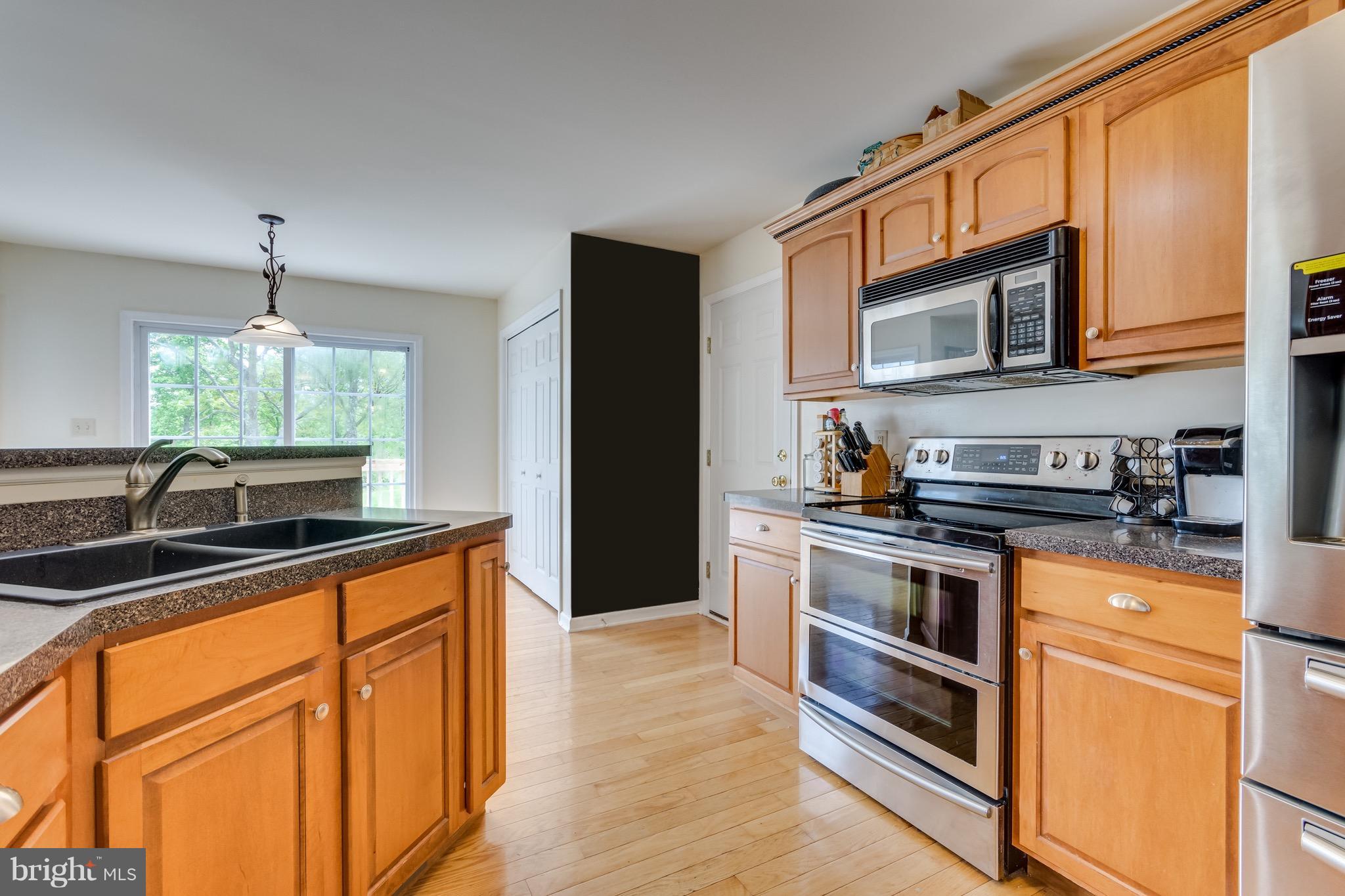 416 Ridge View Drive Berkeley Springs, WV 25411 - Photo 11 of 30 Kitchen