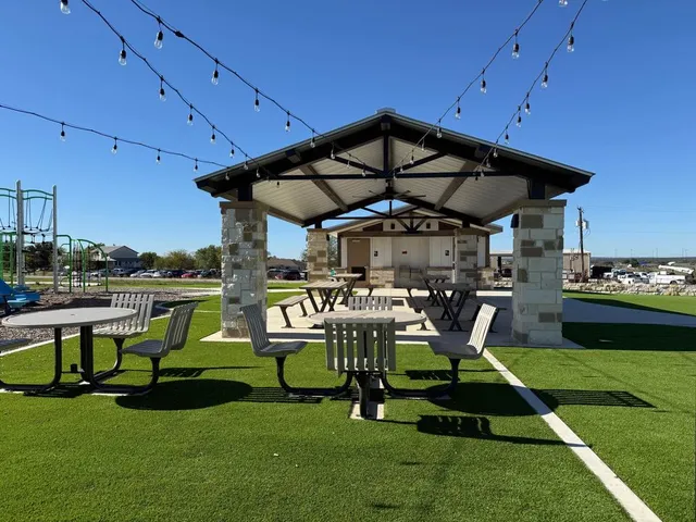 $1,595 | 113 Marty Allen Loop, Jarrell, TX 76537