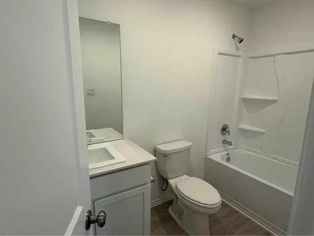 $1,595 | 113 Marty Allen Loop, Jarrell, TX 76537