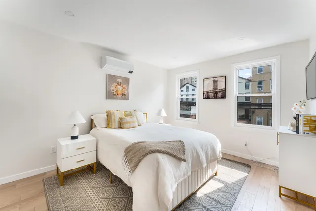 $860,000 | 171 Summit Avenue, Jersey City, NJ 07304