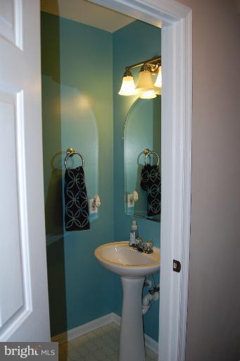 9822 Sherwood Farm Road Owings Mills, MD 21117 - Photo 25 of 29 first floor half bath