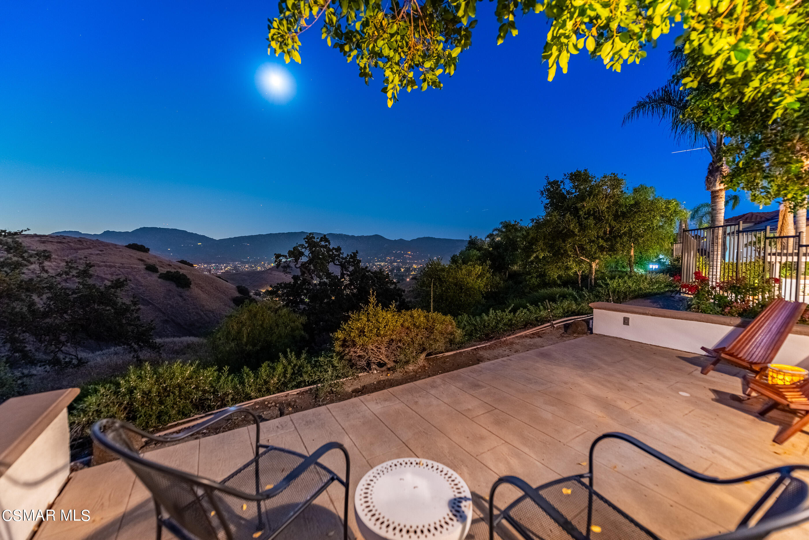 5984 Piuma Court Simi Valley, CA 93063 - Photo 61 of 70 a view of a chairs and table in patio