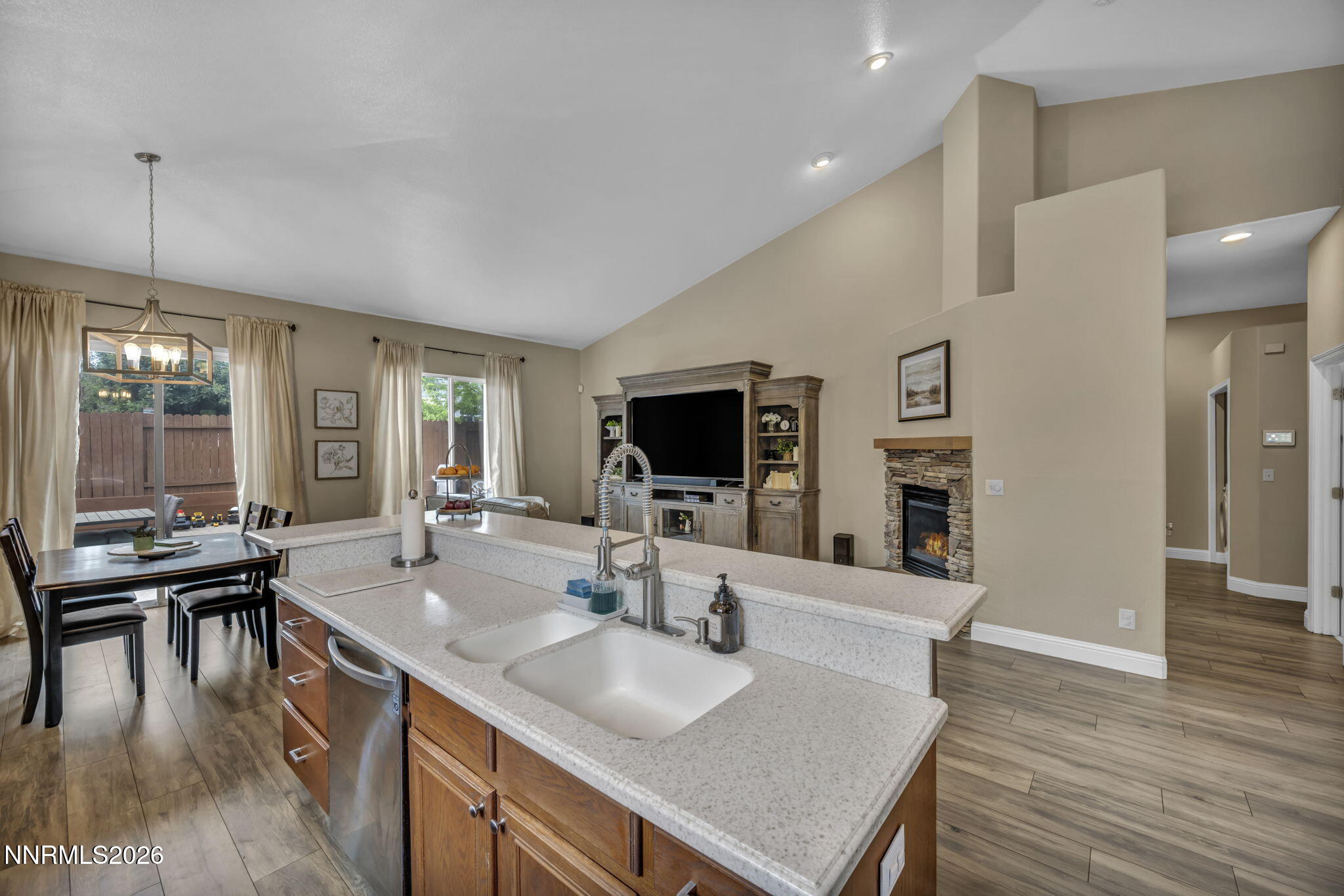 7442 Celeste Drive Reno, NV 89511 - Photo 15 of 41 30-web-or-mls-7442-celeste-dr