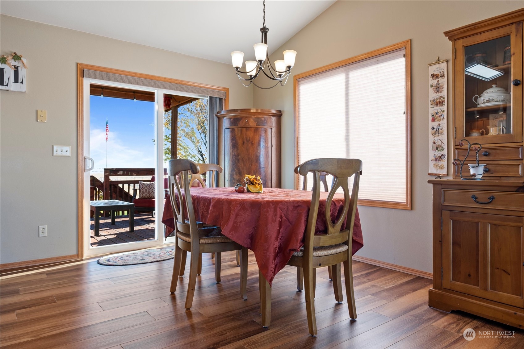 8801 Stonecrest Road Northeast Moses Lake, WA 98837 - Photo 14 of 40 Gallery Image 14
