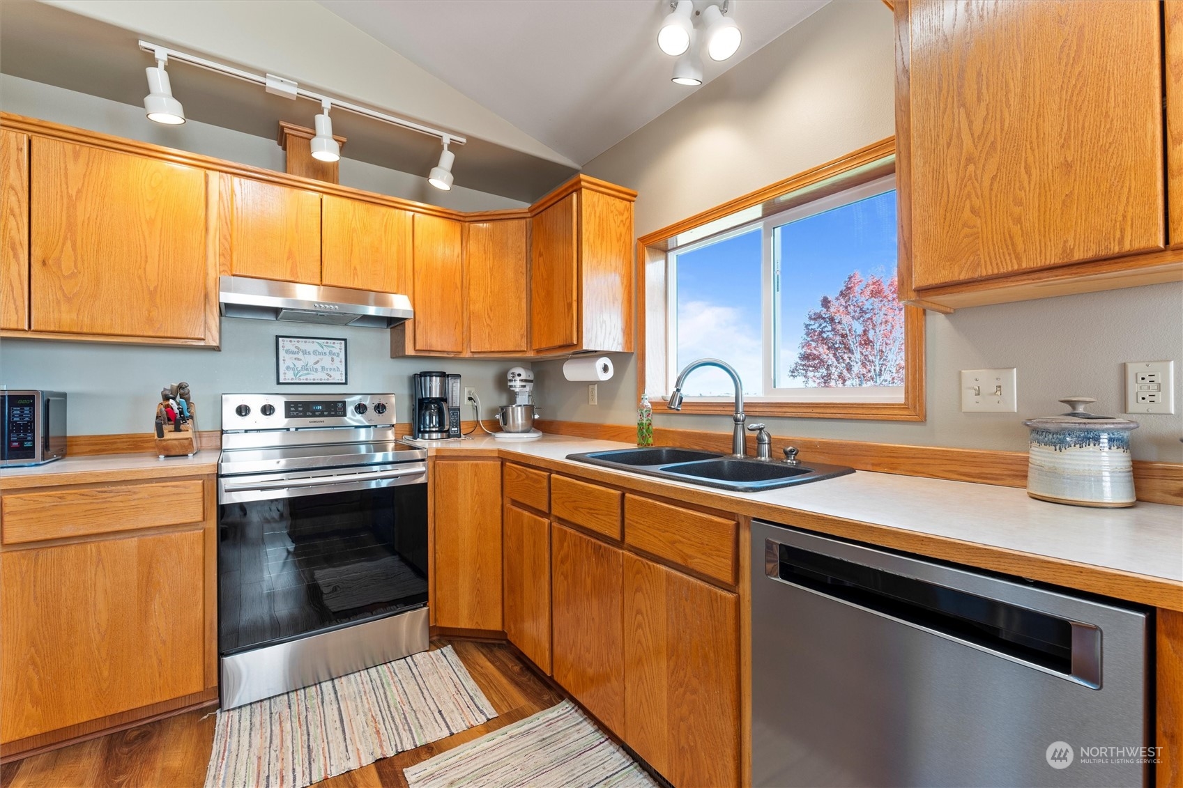 8801 Stonecrest Road Northeast Moses Lake, WA 98837 - Photo 17 of 40 Gallery Image 17