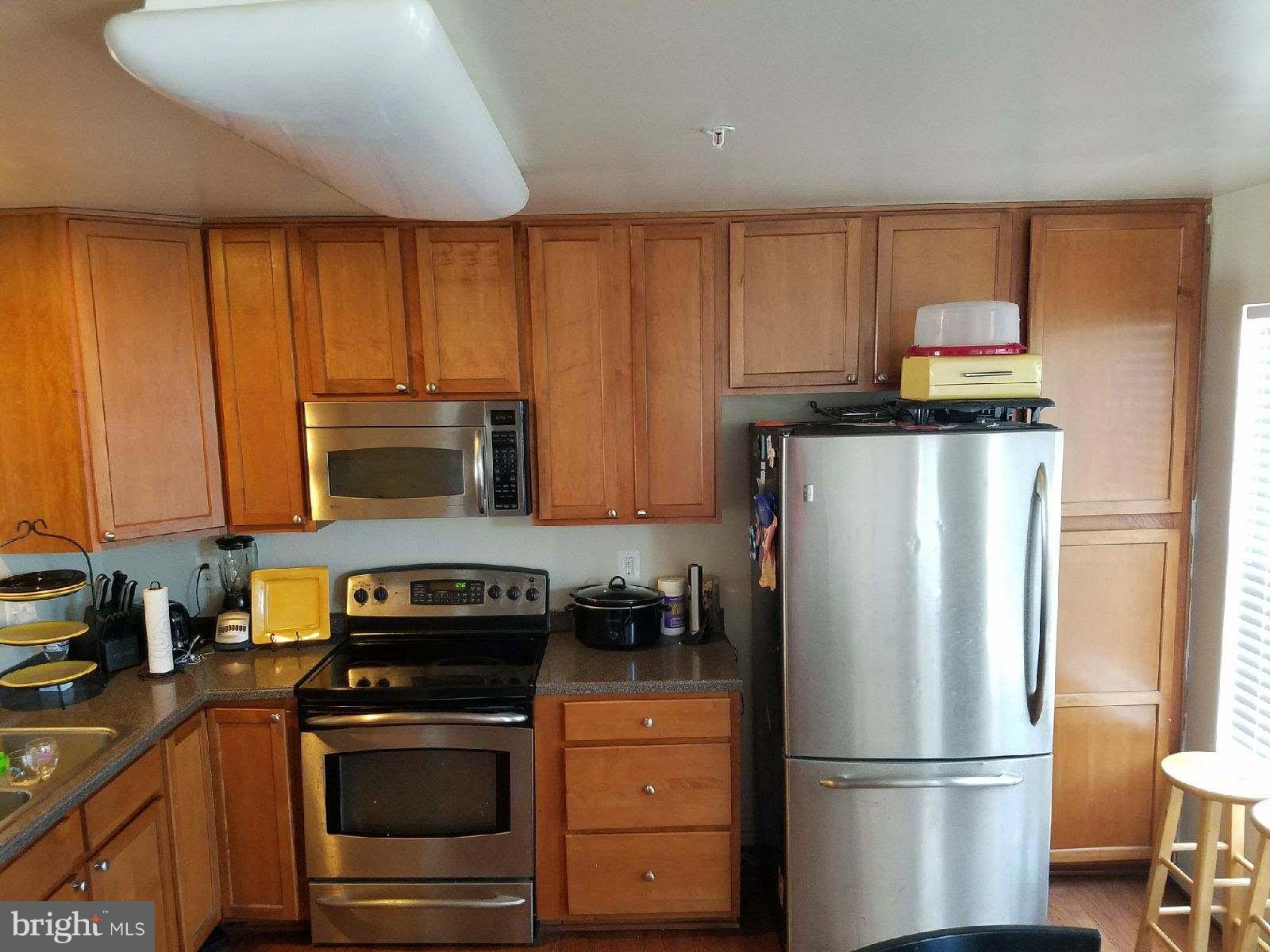 806 Tipton Road Baltimore, MD 21220 - Photo 6 of 6 Kitchen