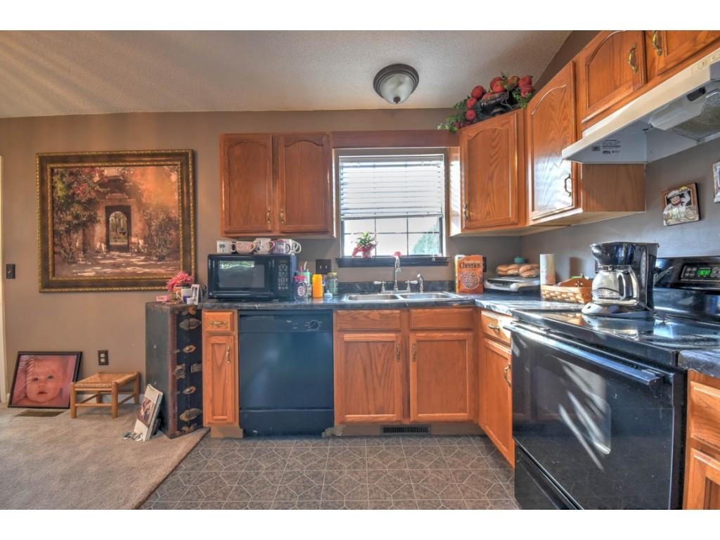368 Andy Cole Road Bluff City, TN 37618 - Photo 11 of 33 Photo 11