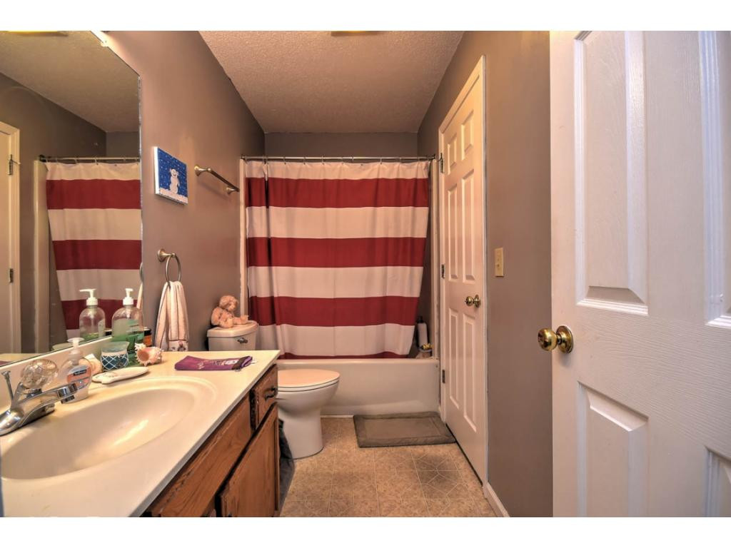 368 Andy Cole Road Bluff City, TN 37618 - Photo 17 of 33 Photo 17