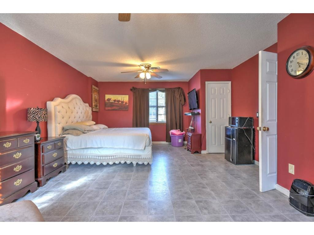 368 Andy Cole Road Bluff City, TN 37618 - Photo 23 of 33 Photo 23