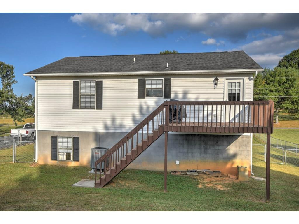 368 Andy Cole Road Bluff City, TN 37618 - Photo 29 of 33 Photo 29