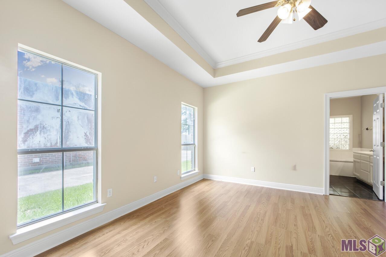 10560 Springglen Court Baton Rouge, LA 70810 - Photo 9 of 15
