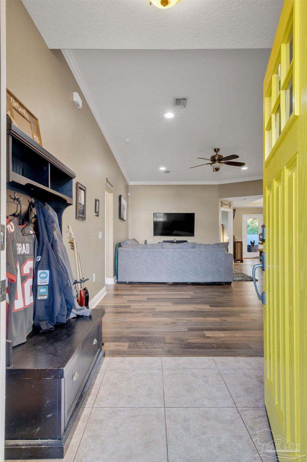 9277 Sundance Court Navarre, FL 32566 - Photo 3 of 25