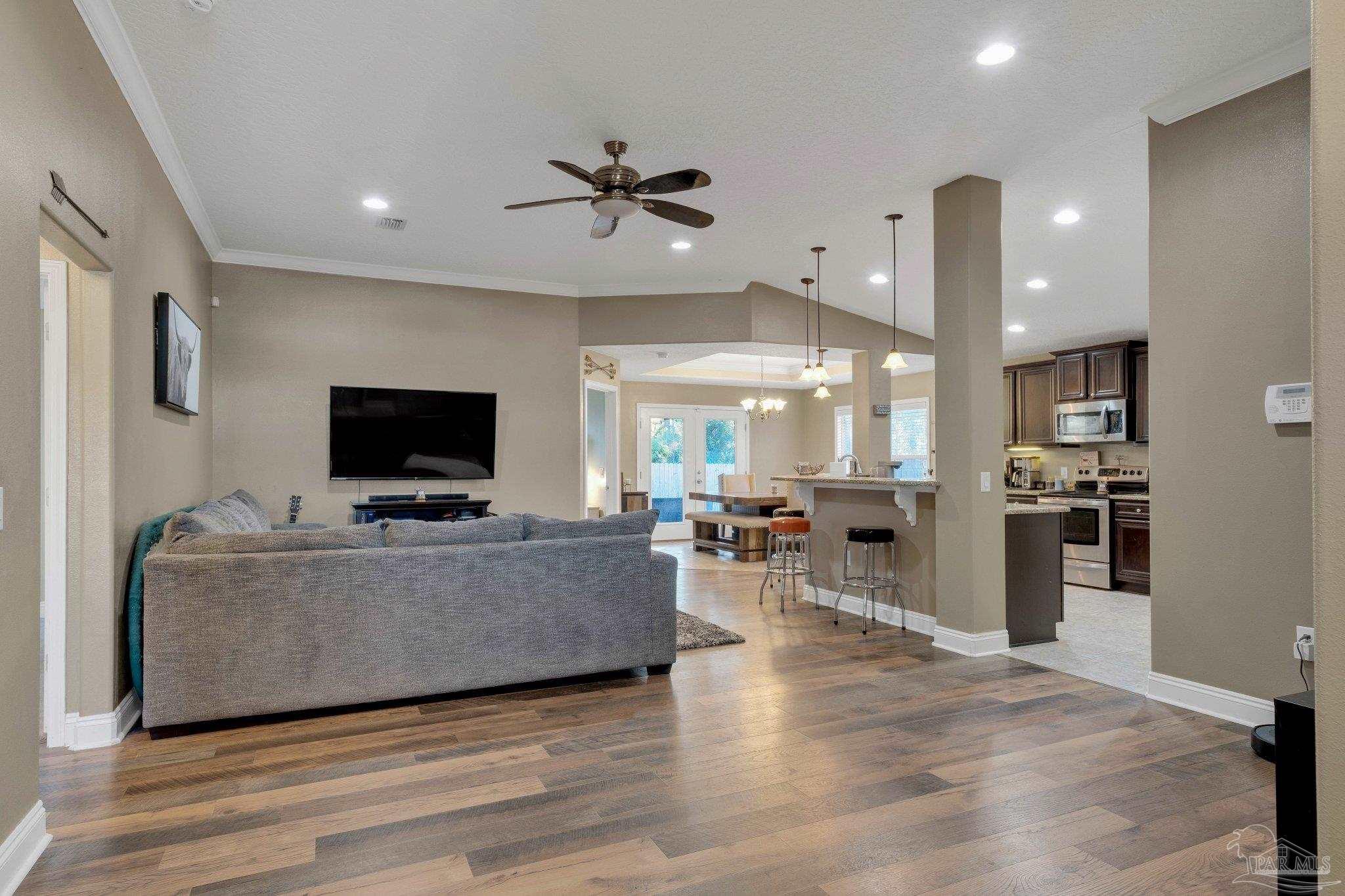 9277 Sundance Court Navarre, FL 32566 - Photo 4 of 25
