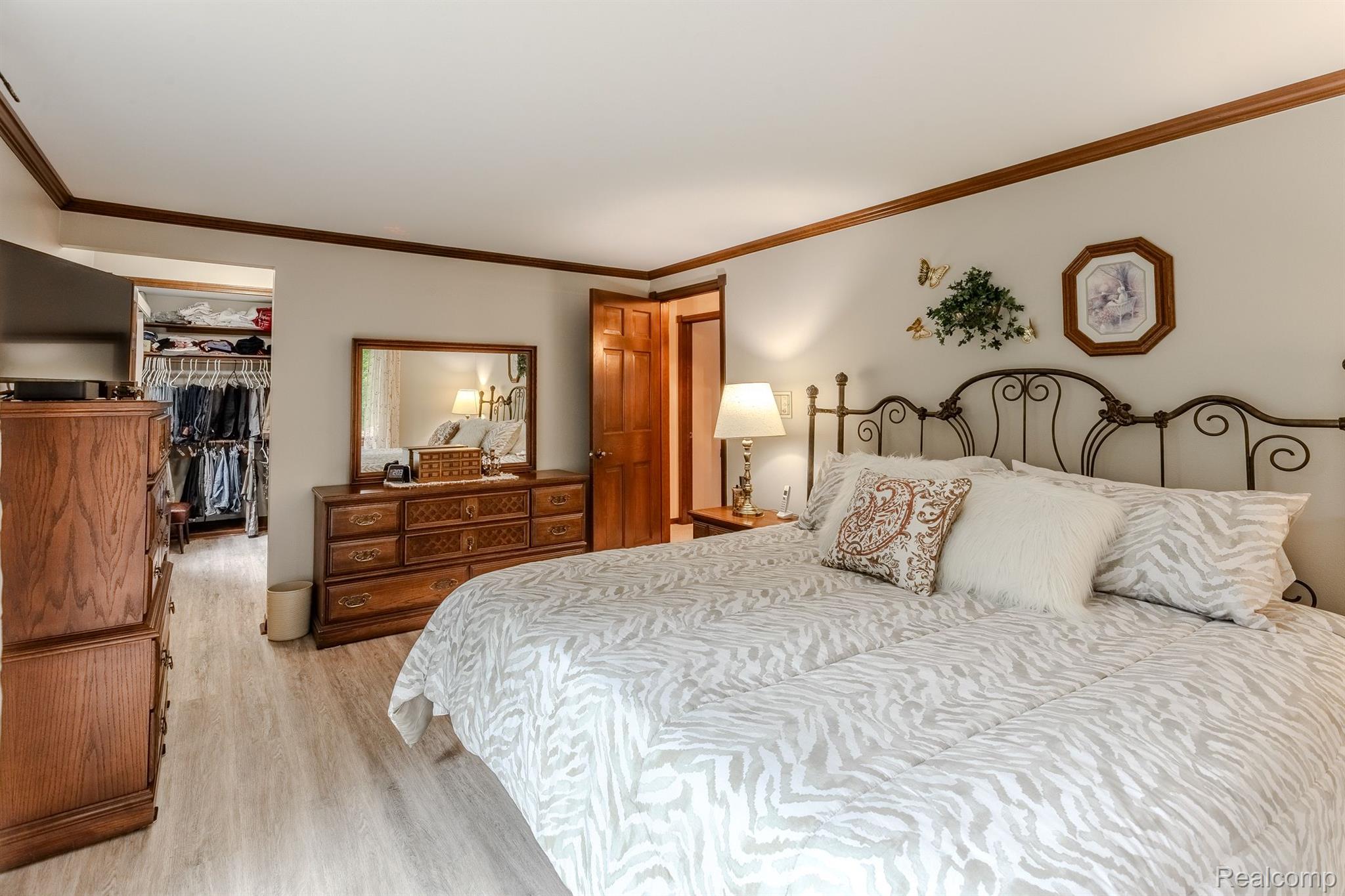 8677 Knox Road Clarkston, MI 48348 - Photo 35 of 59 Gallery Image 35