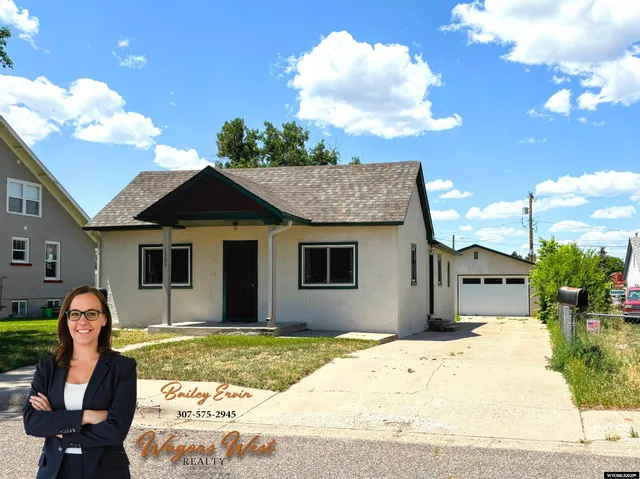 $185,000 | 1303 14th Street, Wheatland, WY 82201