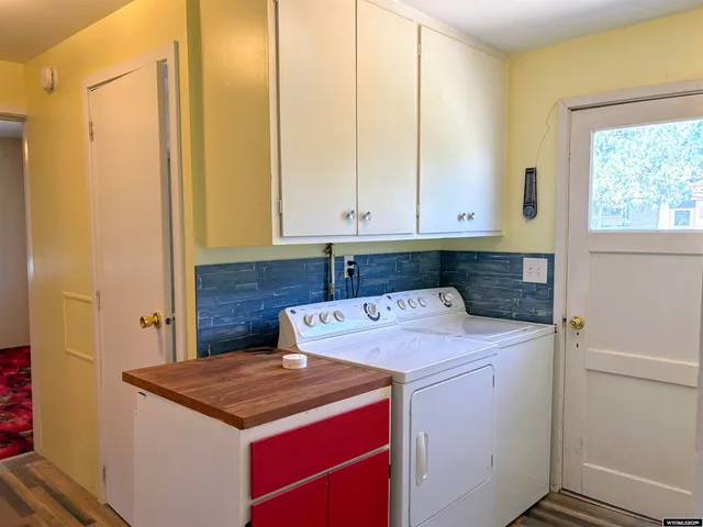 $185,000 | 1303 14th Street, Wheatland, WY 82201