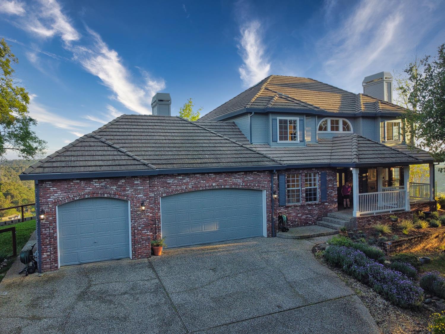 2405 Greensboro Road Placerville, CA 95667 - Photo 2 of 99 a front view of a house with yard and parking