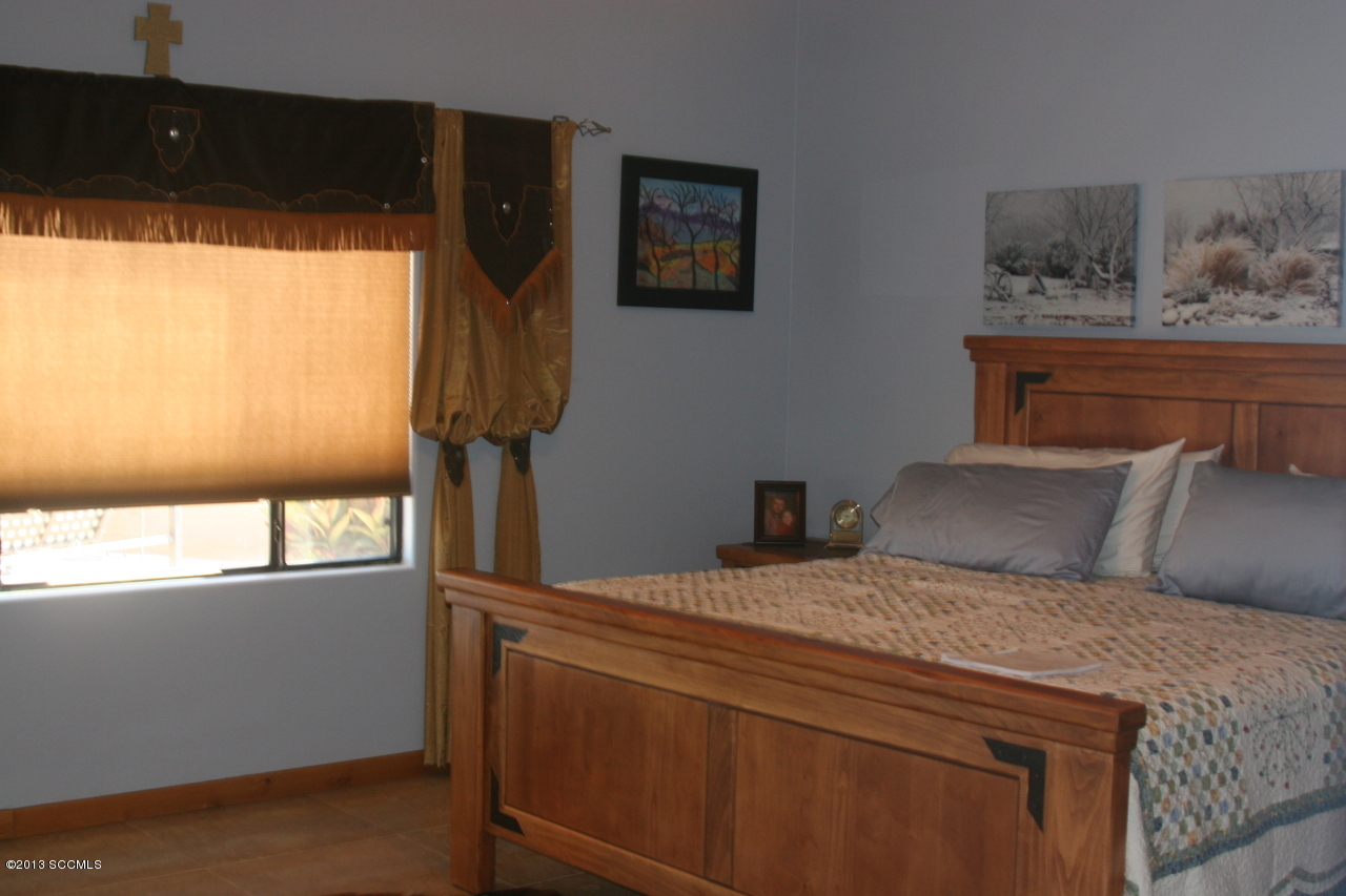 1483 Gale Lane Rio Rico, AZ 85648 - Photo 19 of 47