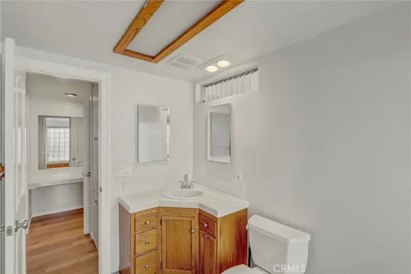 $7,000 | 2142 Orange Avenue, Costa Mesa, CA 92627