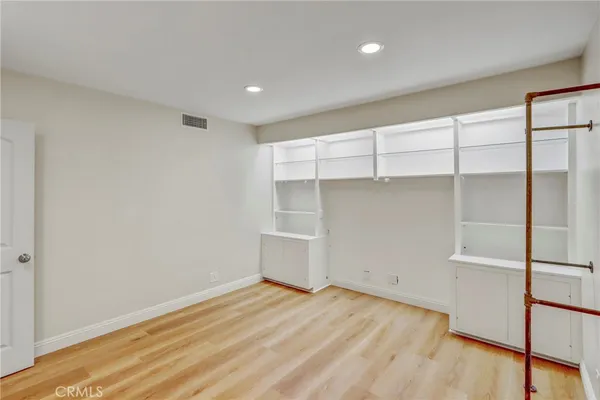 $7,000 | 2142 Orange Avenue, Costa Mesa, CA 92627