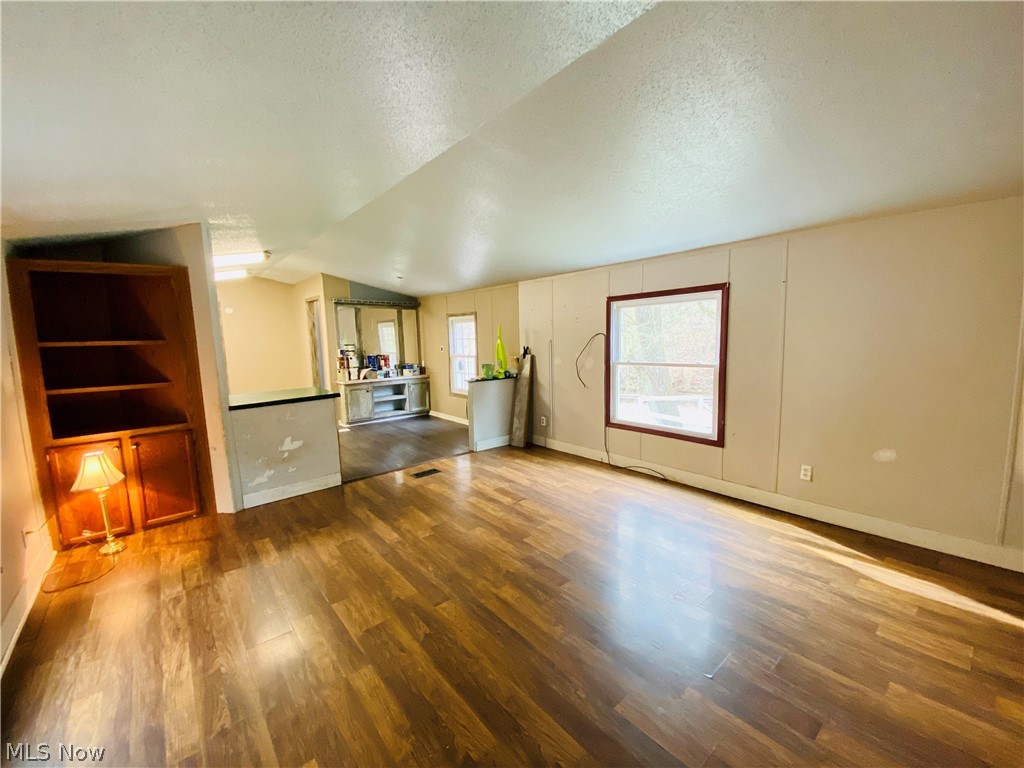 55310 Key Bellaire Road Bellaire, OH 43906 - Photo 12 of 33 Gallery Image 12