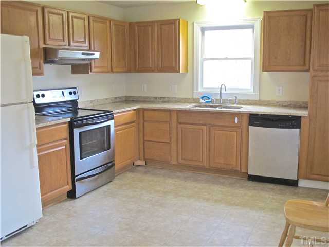 622 New Road Raleigh, NC 27608 - Photo 5 of 20