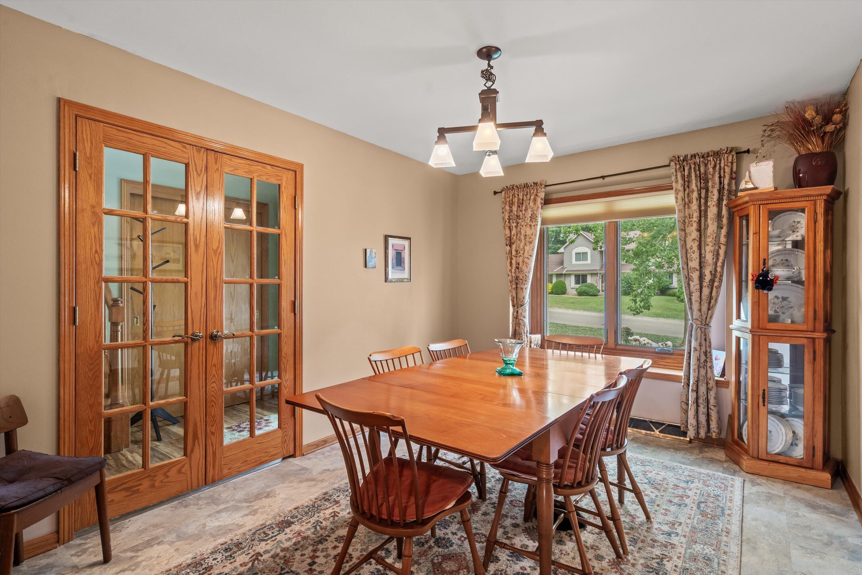 3250 Wood Road Mount Pleasant, WI 53406 - Photo 24 of 61 Dining Room