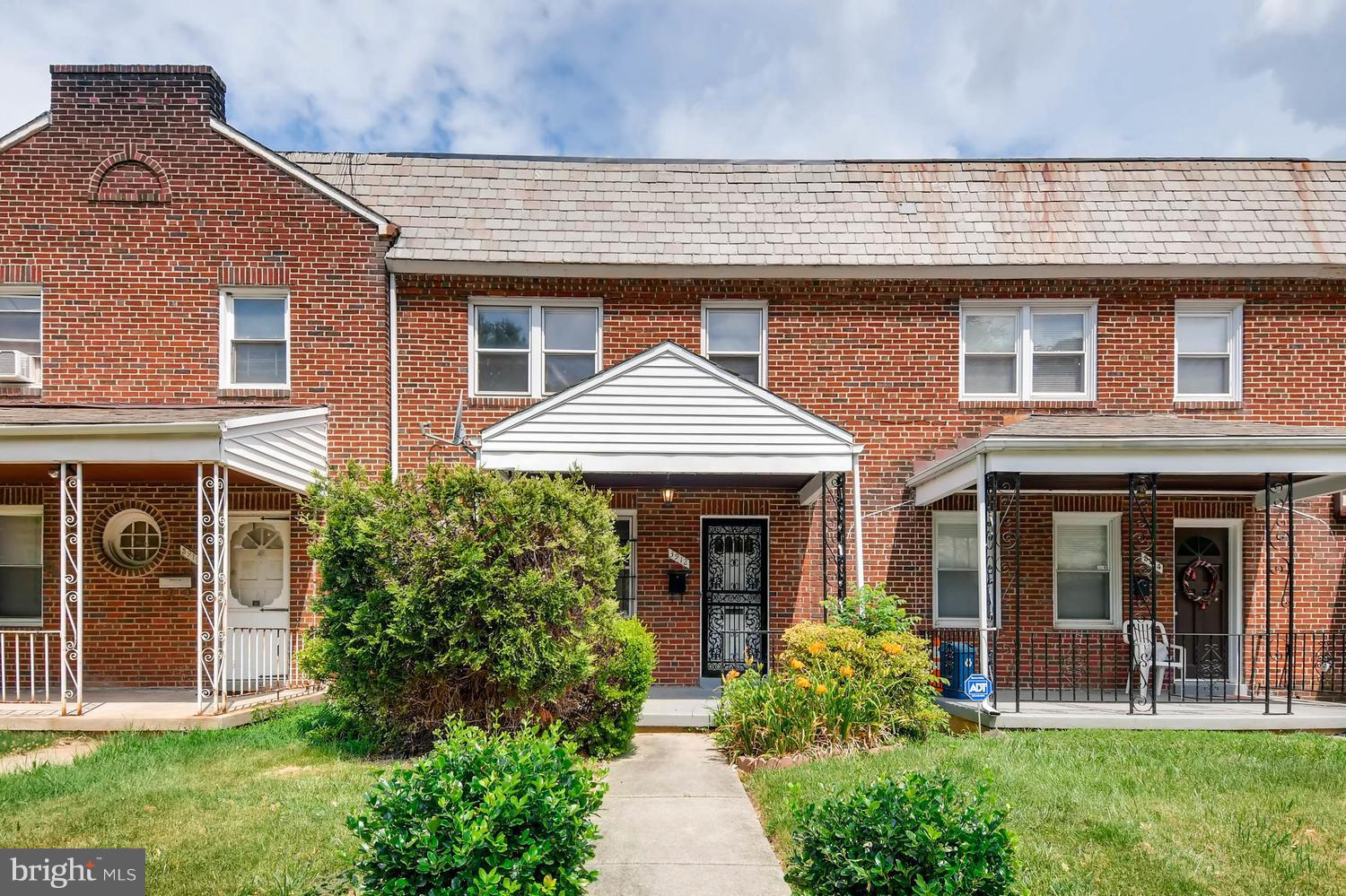 3912 Edgewood Road Baltimore, MD 21215 - Photo 1 of 28 Exterior (Front)