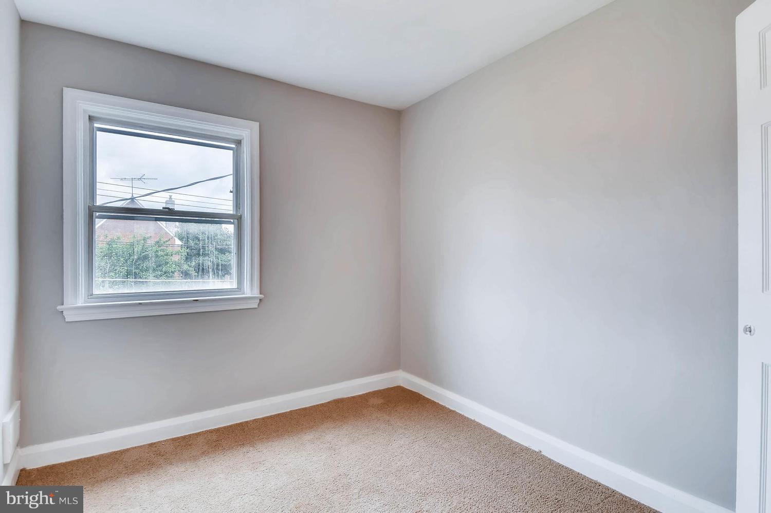 3912 Edgewood Road Baltimore, MD 21215 - Photo 19 of 28 Bedroom