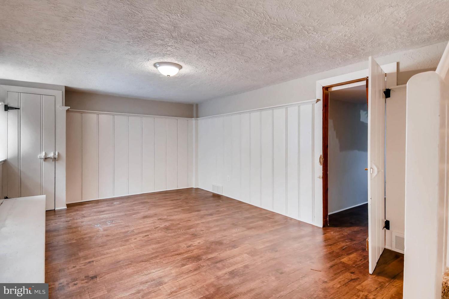 3912 Edgewood Road Baltimore, MD 21215 - Photo 21 of 28 Family Room