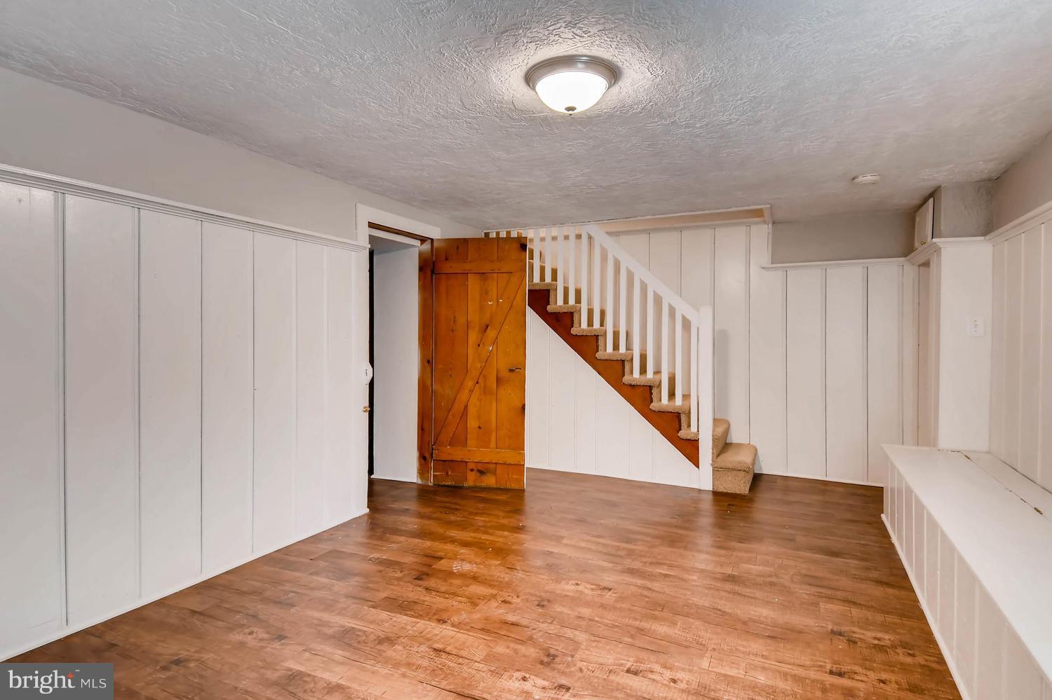 3912 Edgewood Road Baltimore, MD 21215 - Photo 22 of 28 Family Room