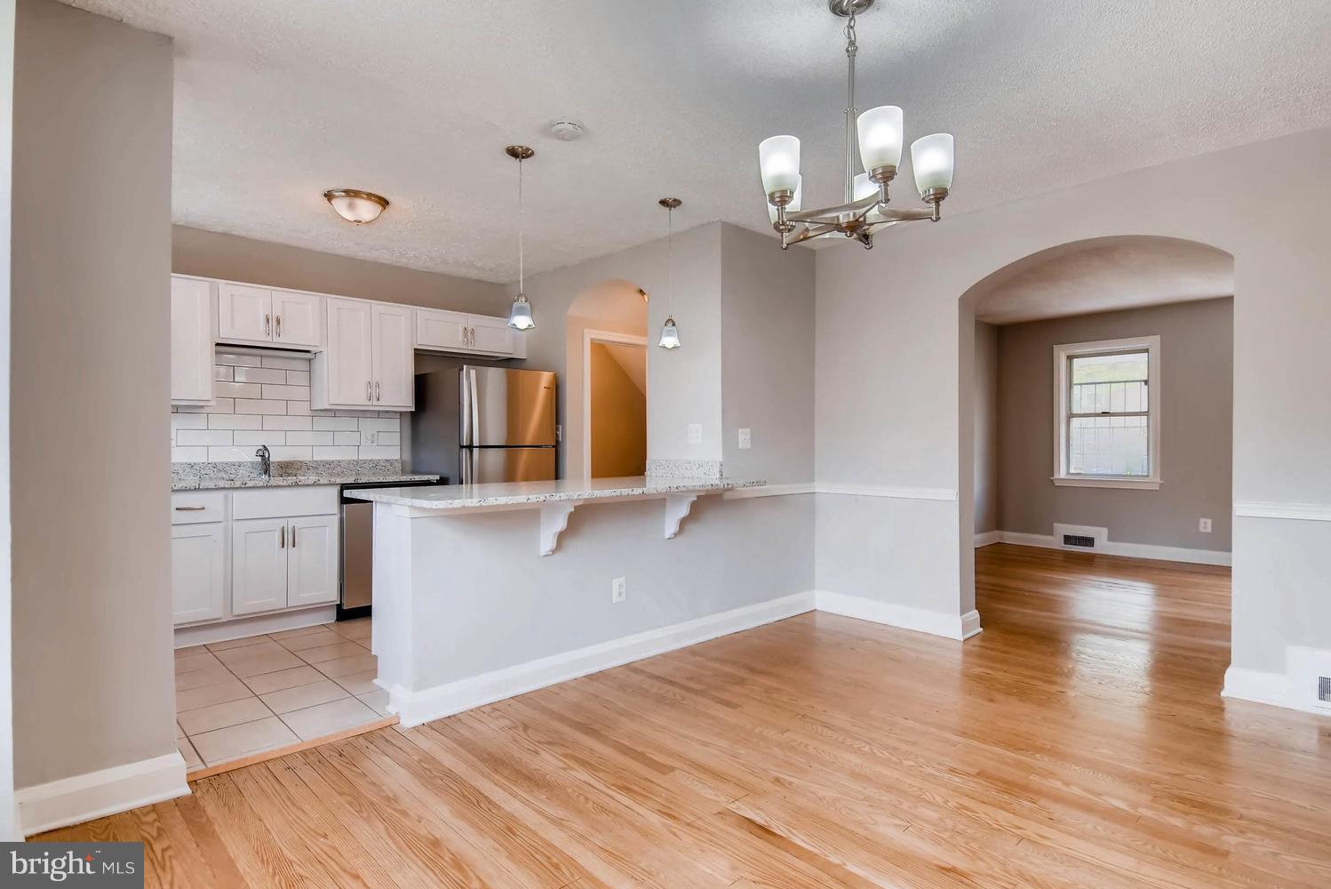 3912 Edgewood Road Baltimore, MD 21215 - Photo 10 of 28 Dining Room