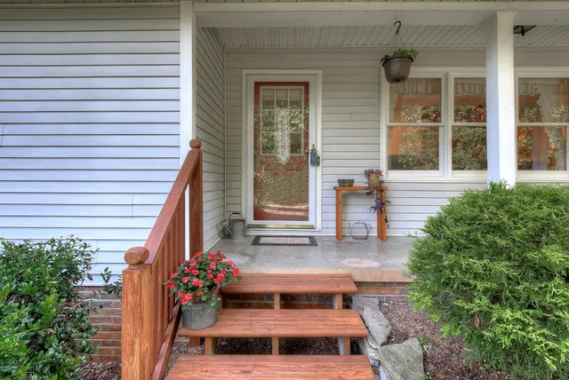 $429,500 | 367 Toll Branch Road, Johnson City, TN 37601