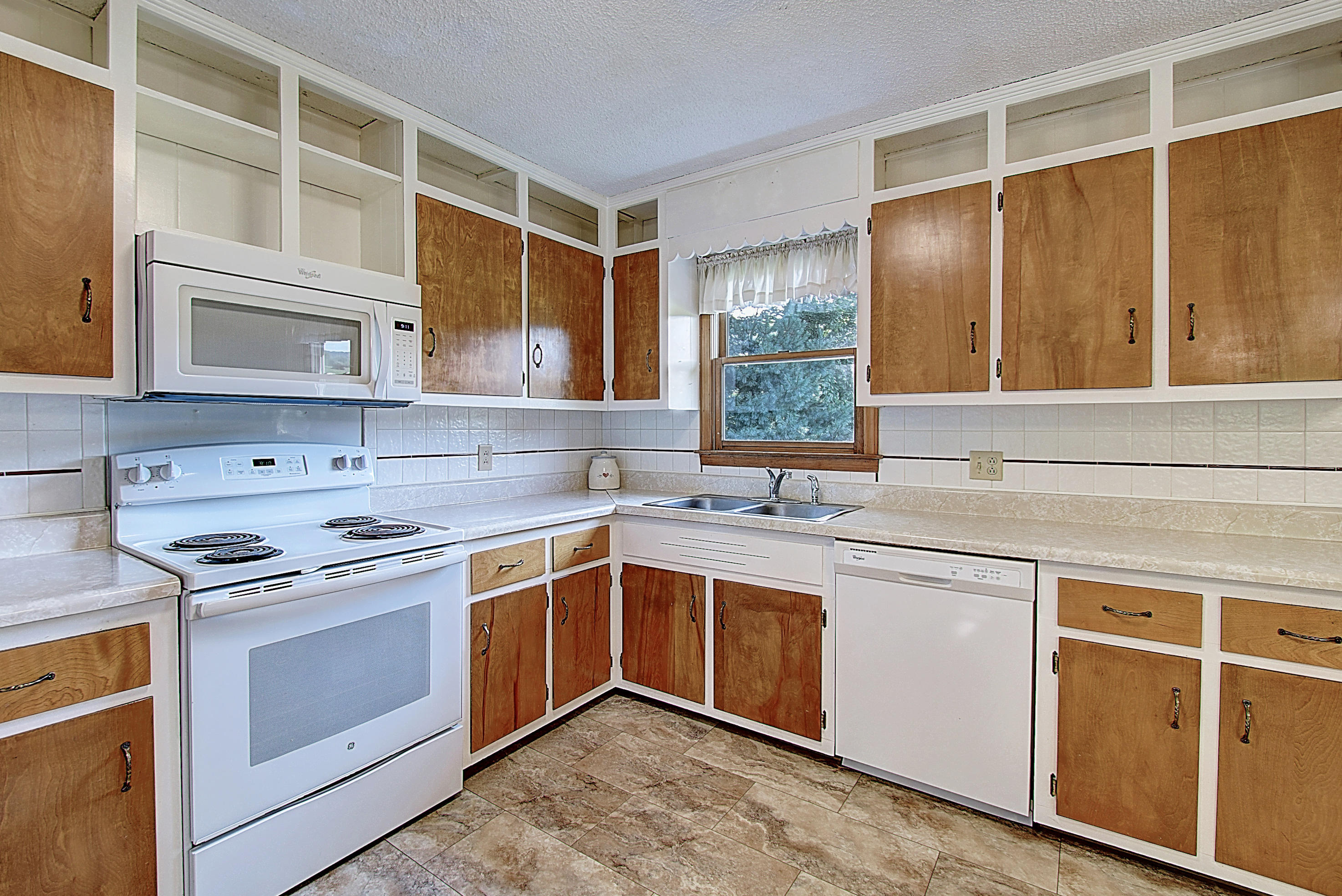 367 Toll Branch Road Johnson City, TN 37601 - Photo 20 of 55 DSC_0071_2_3_4