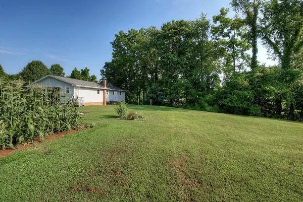 $429,500 | 367 Toll Branch Road, Johnson City, TN 37601