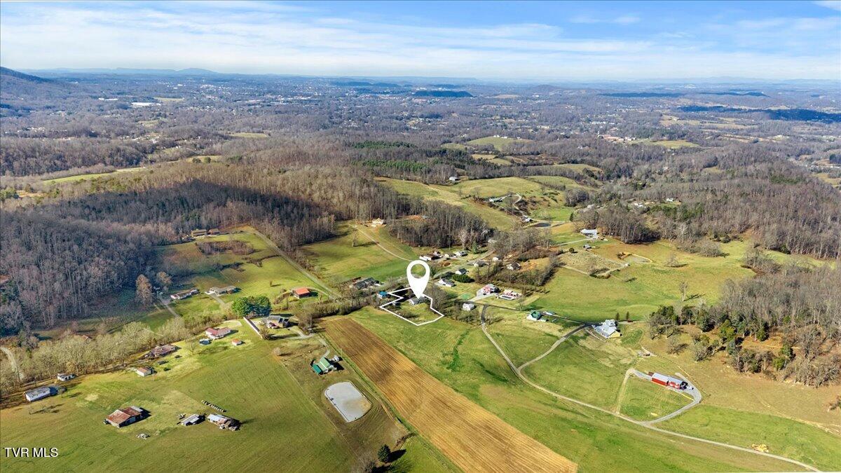 367 Toll Branch Road Johnson City, TN 37601 - Photo 52 of 55 07-DJI_20251128123025_0728_D