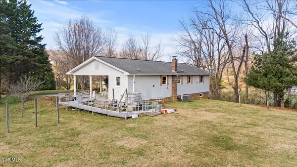 $429,500 | 367 Toll Branch Road, Johnson City, TN 37601