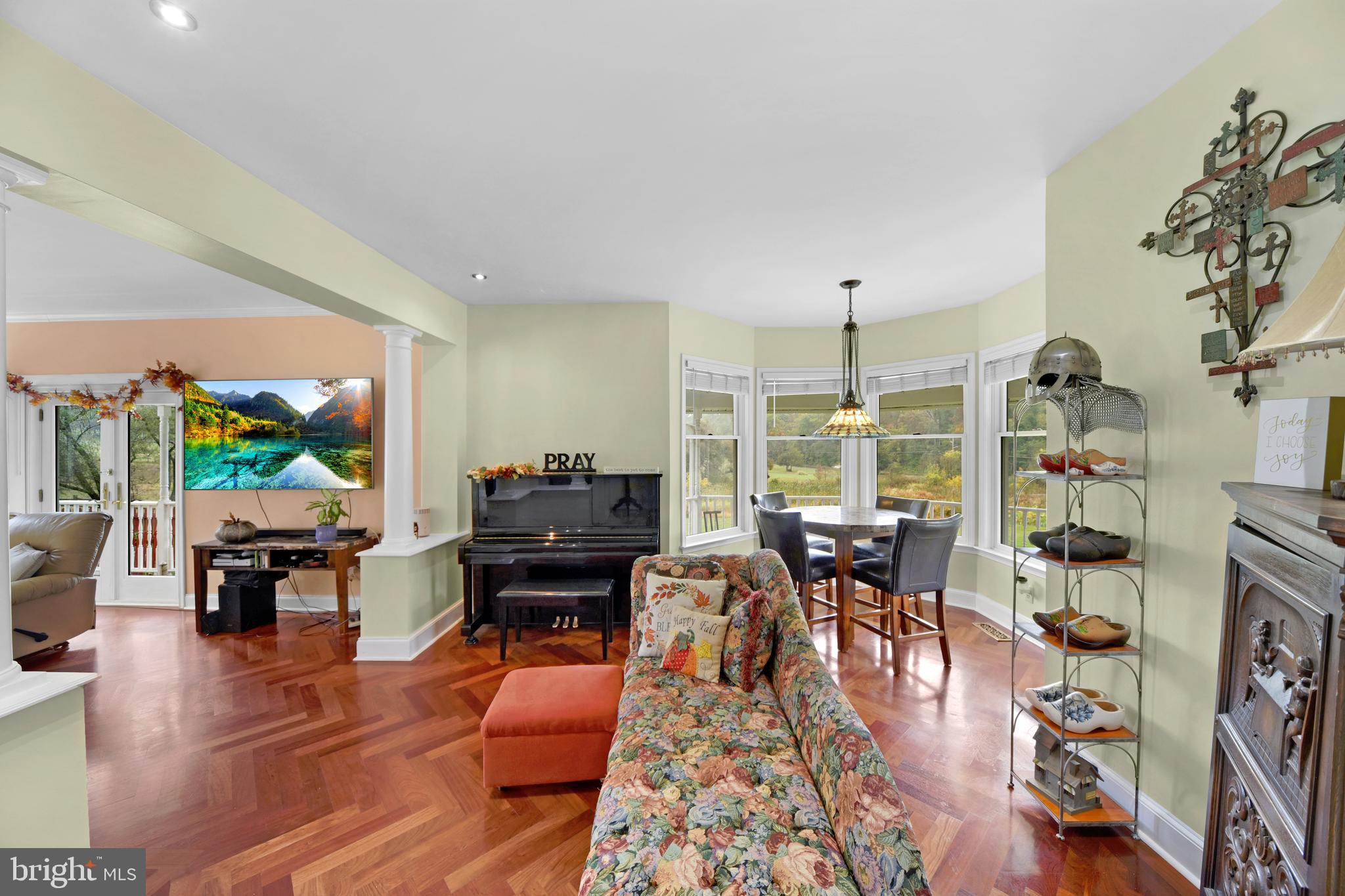 760 Gilbert Road Aberdeen, MD 21001 - Photo 13 of 50 a living room with furniture and a fireplace