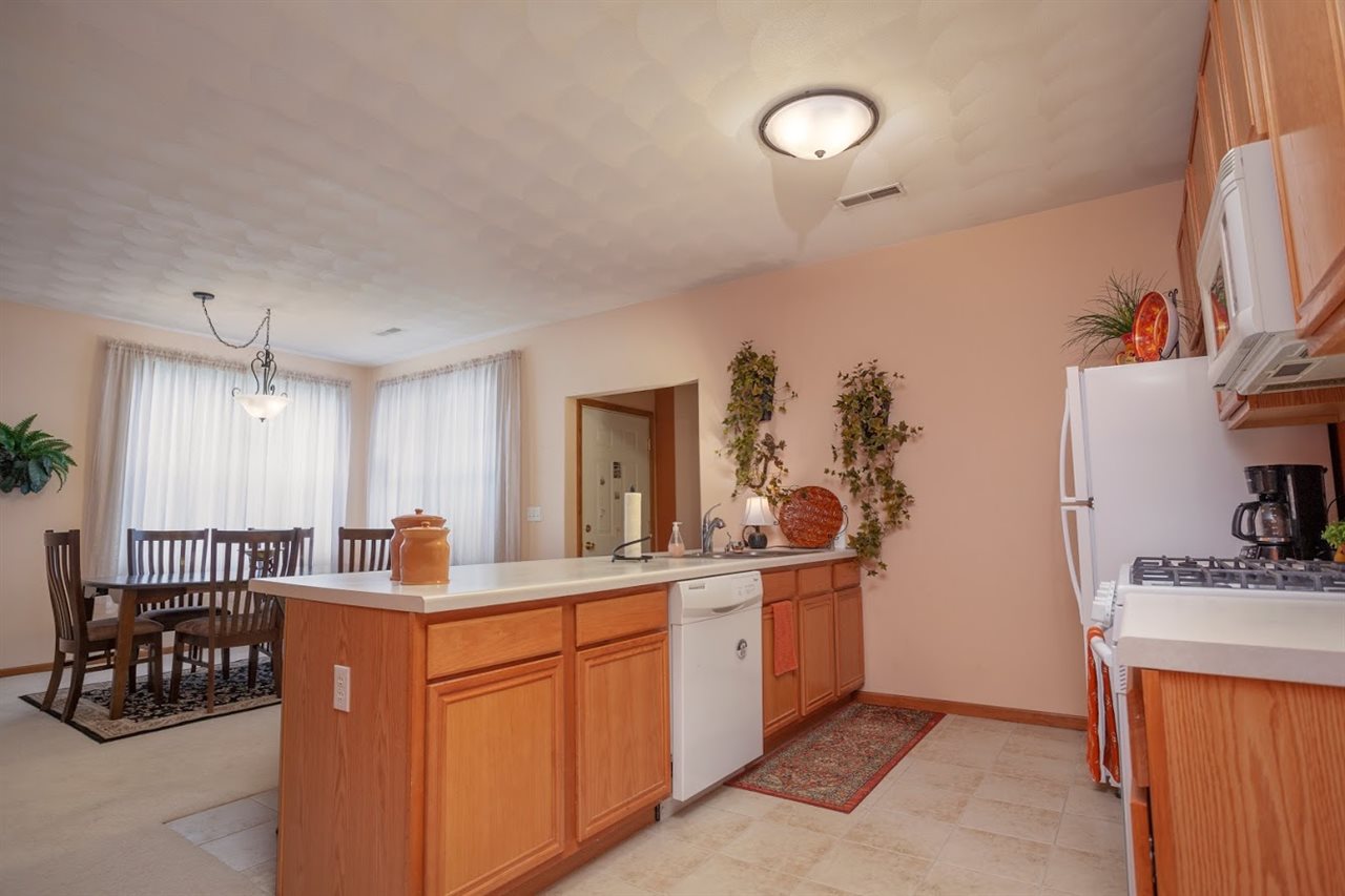 10152 Monarch Road, Unit 3 Roscoe, IL 61073 - Photo 10 of 23 Gallery Image 10