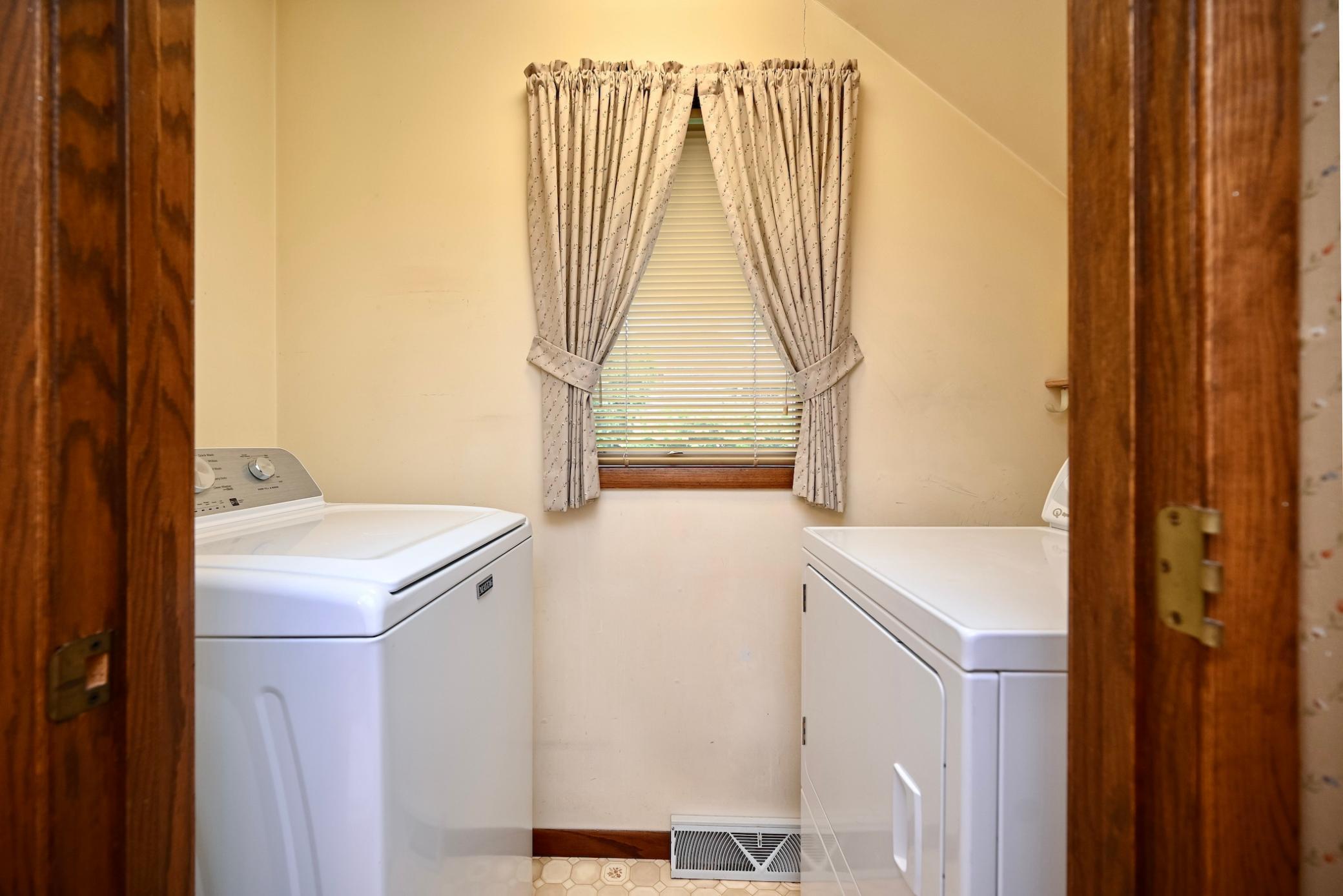 258 Huff Street Winona, MN 55987 - Photo 15 of 31