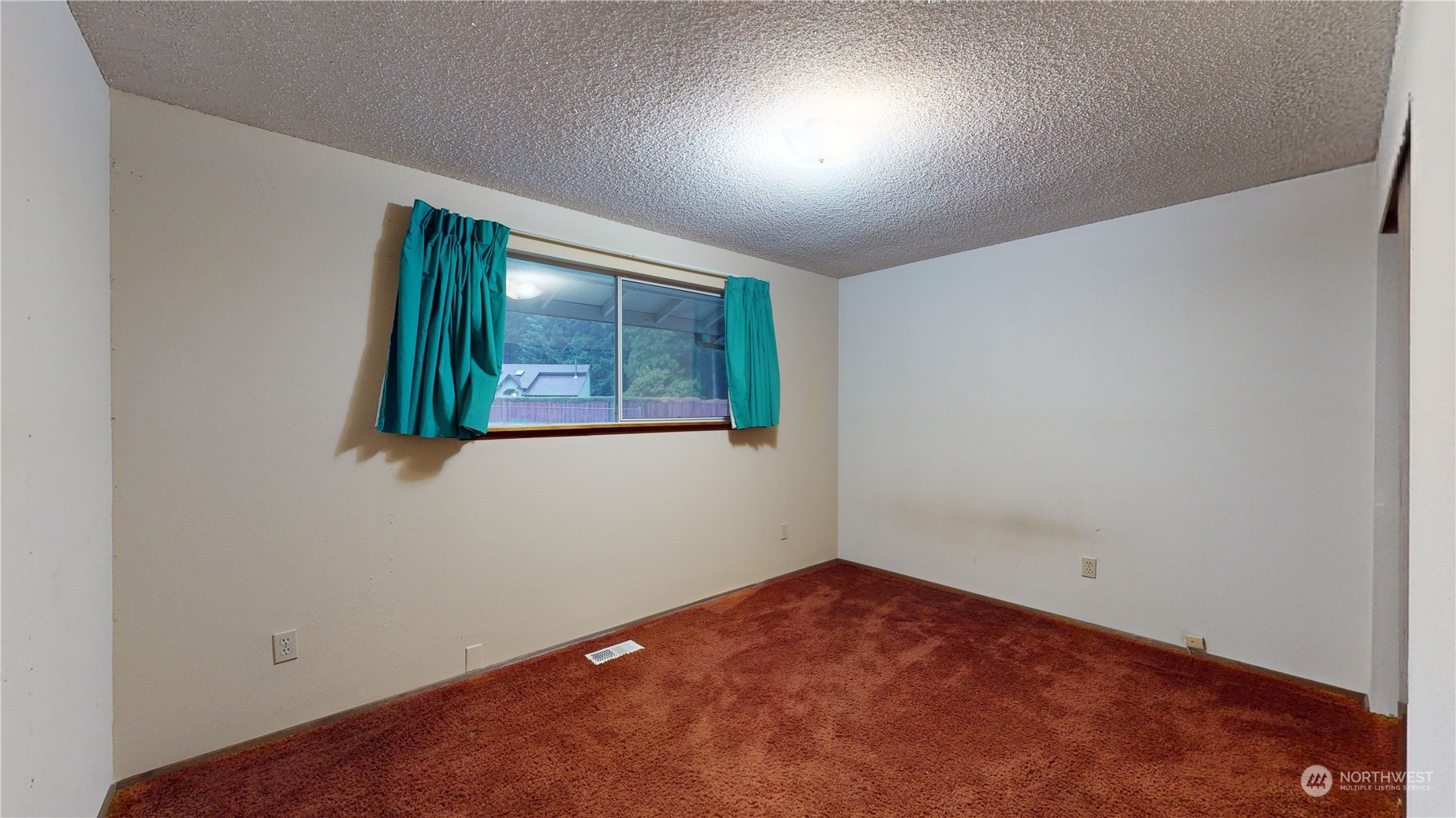 200 Southeast Rim Lane Port Orchard, WA 98367 - Photo 25 of 40 Gallery Image 25