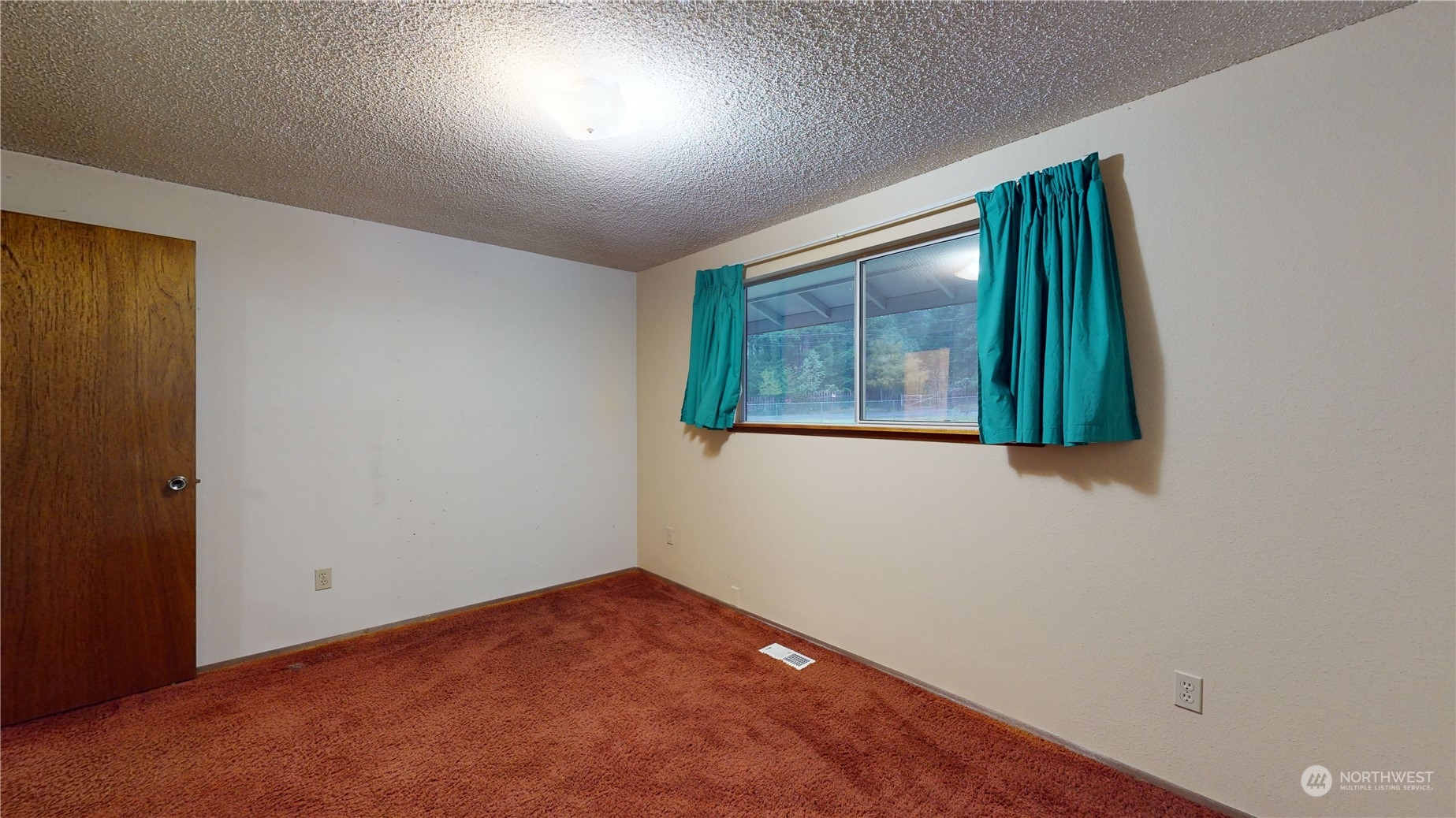 200 Southeast Rim Lane Port Orchard, WA 98367 - Photo 26 of 40 Gallery Image 26
