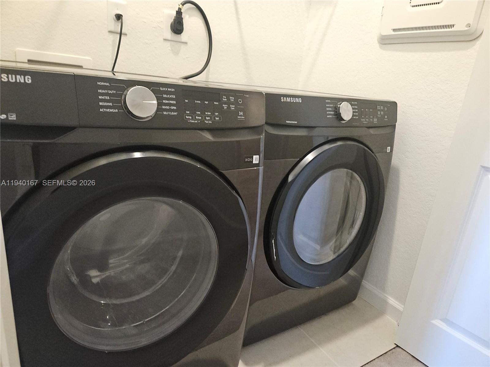 2530 Southeast 29th Street Homestead, FL 33035 - Photo 14 of 21 a close view of utility and utility room