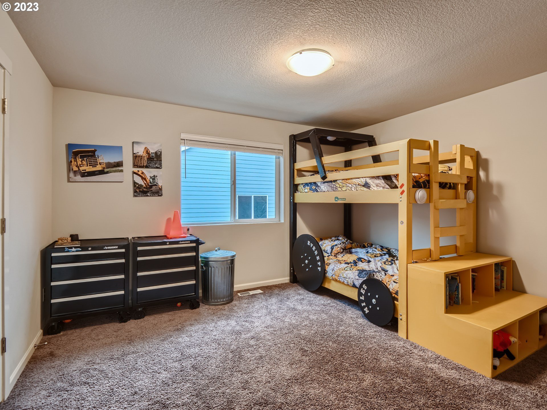 38439 Maple Street Sandy, OR 97055 - Photo 29 of 34 a room with storage and utility