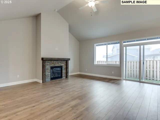 $609,900 | 2139 East Otter Loop, Unit 62, La Center, WA 98629