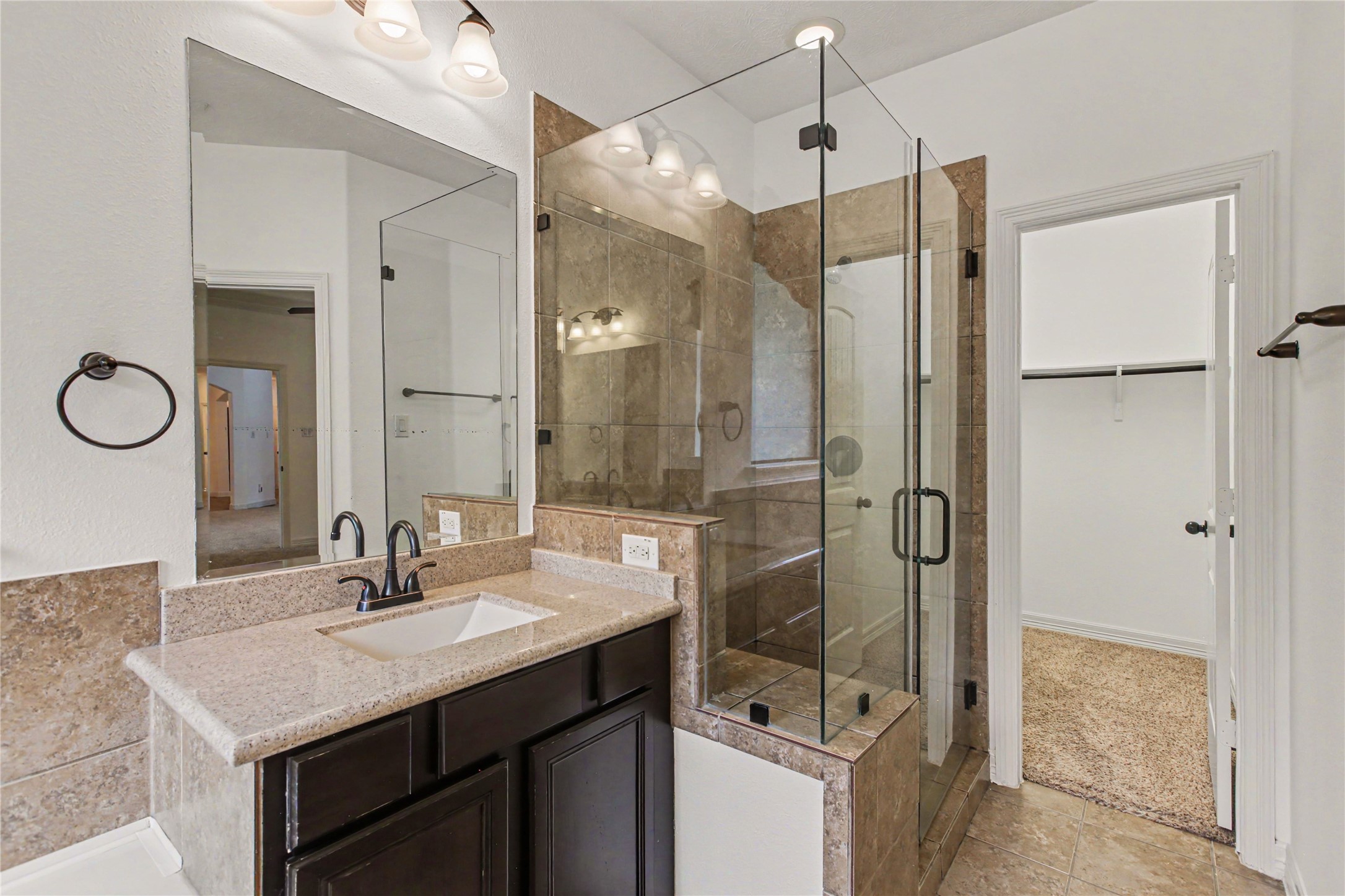 25142 Alina Lane Spring, TX 77386 - Photo 26 of 39 Primary bathroom