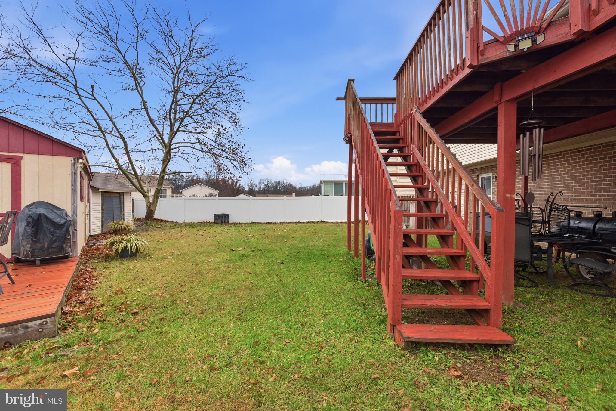 8913 Chad Way Clinton, MD 20735 - Photo 9 of 34 fenced yard