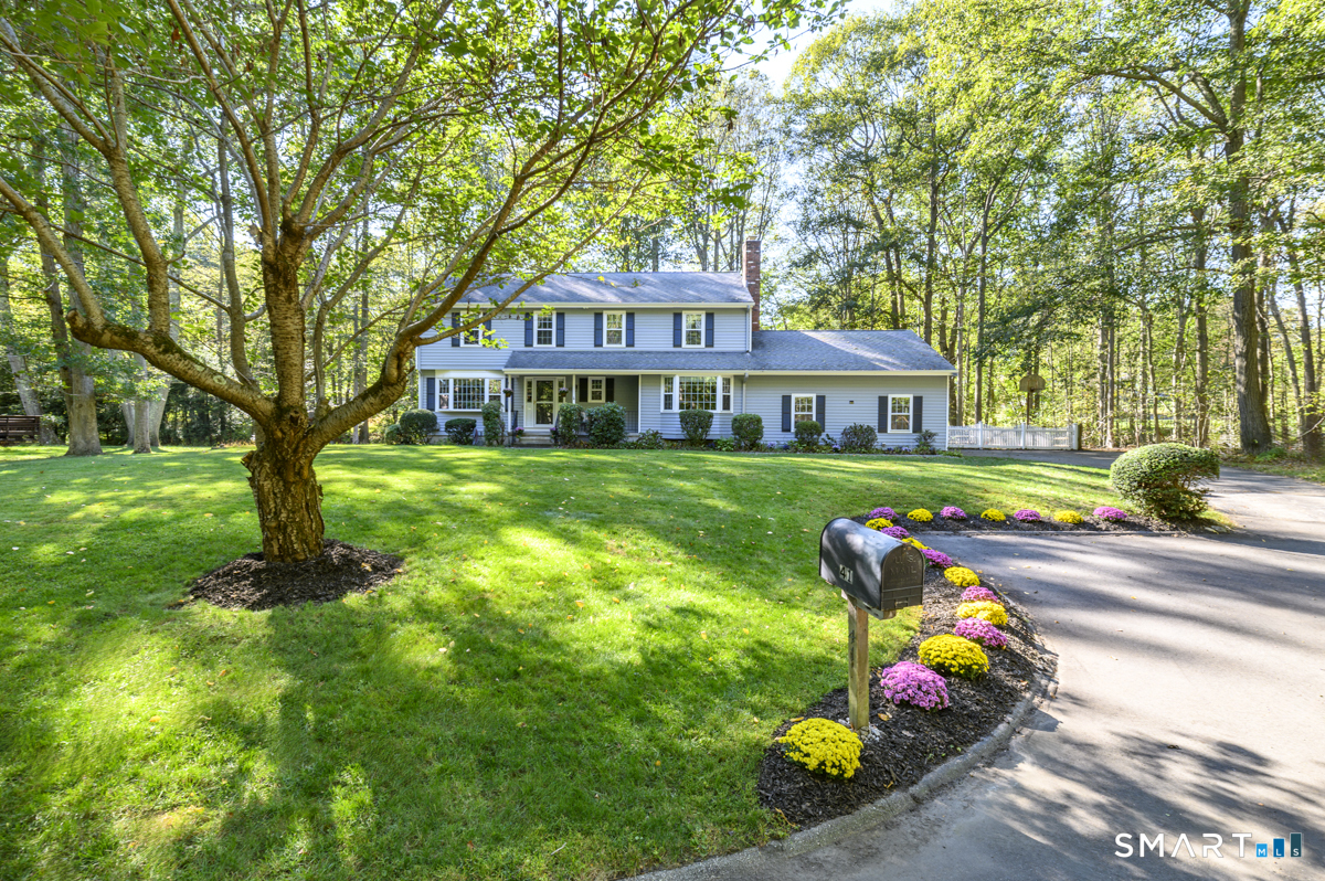 41 Catherine Street Trumbull, CT 06611 - Photo 1 of 37